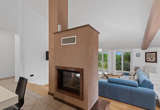 Apartment in Vintijan - Villa Vintiana - Shared Pool, 3 Bedrooms Apartment in Vintijan - Villa Vintiana - Shared Pool, 3 Bedrooms
