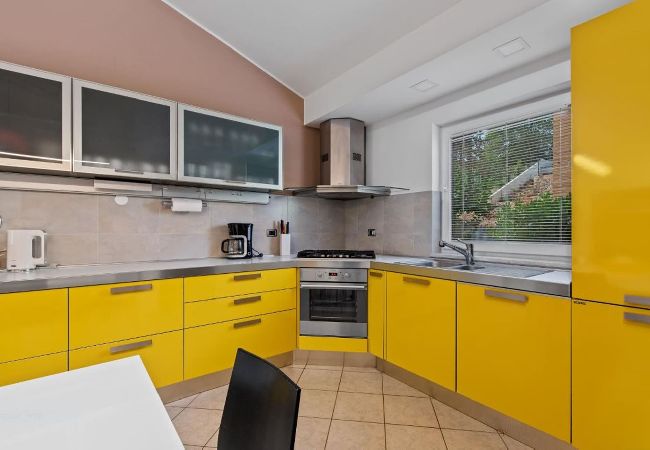 Apartment in Vintijan - Villa Vintiana - Shared Pool, 3 Bedrooms Apartment in Vintijan - Villa Vintiana - Shared Pool, 3 Bedrooms