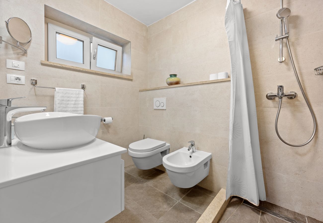 Apartment in Medulin - Villa Amalija-Apartment Amy with Sea View