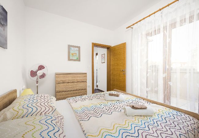 Apartment in Pula - Cute City Apt with a Relaxing Terrace - Tania Apartment in Pula - Cute City Apt with a Relaxing Terrace - Tania