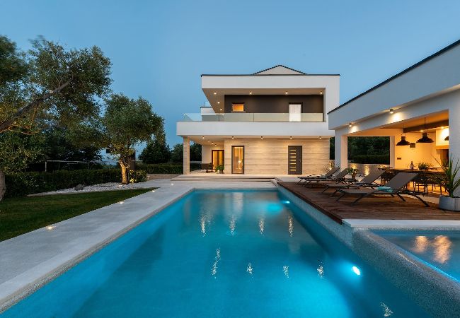 Villa in Drenje - Luxurious Villa Laurea Villa in Drenje - Luxurious Villa Laurea