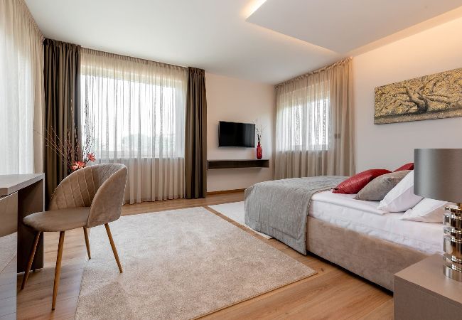 Villa in Drenje - Luxurious Villa Laurea Villa in Drenje - Luxurious Villa Laurea