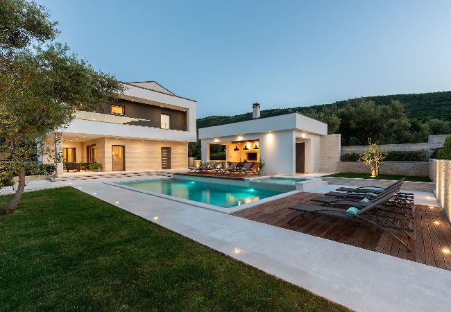 Villa in Drenje - Luxurious Villa Laurea Villa in Drenje - Luxurious Villa Laurea