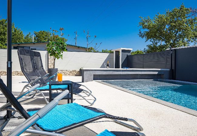 Villa in Gajana - Villa Marsel (4+2) - Private Pool and Jacuzzi  Villa in Gajana - Villa Marsel (4+2) - Private Pool and Jacuzzi