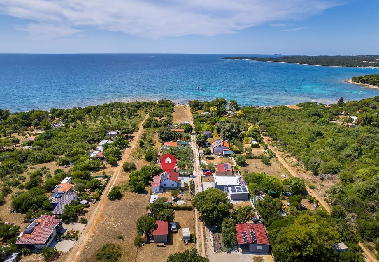 House in Peroj - Eco Beach House Corrine - 100 m from the Beach