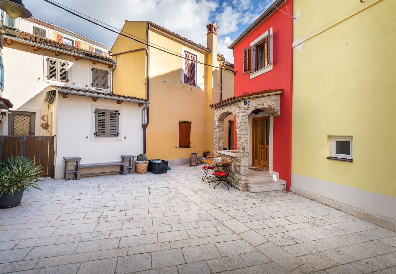 House in Fažana - Pictoresque Fazana - City Center - House Doda