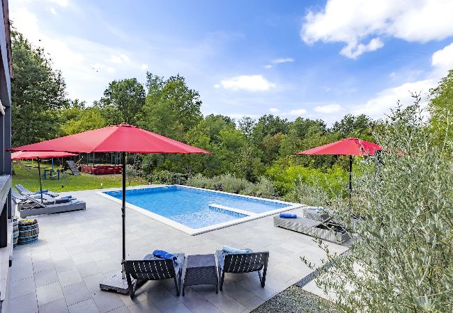 Villa in Kraj Drage - Red House - Peaceful Oasis in the Nature  Villa in Kraj Drage - Red House - Peaceful Oasis in the Nature