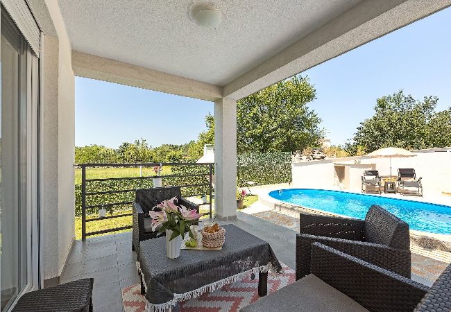 Villa in Baderna - Villa Jakov with Private Pool Villa in Baderna - Villa Jakov with Private Pool
