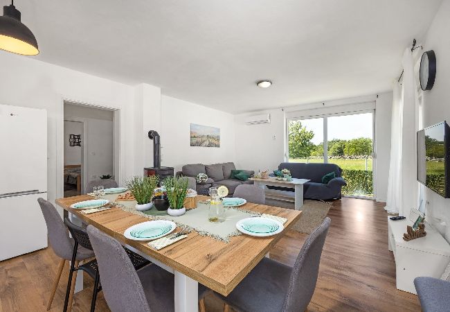 Villa in Baderna - Villa Jakov with Private Pool Villa in Baderna - Villa Jakov with Private Pool