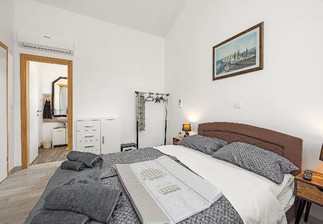 Villa in Baderna - Villa Jakov with Private Pool Villa in Baderna - Villa Jakov with Private Pool
