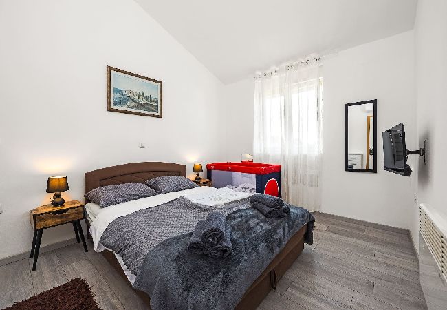 Villa in Baderna - Villa Jakov with Private Pool Villa in Baderna - Villa Jakov with Private Pool