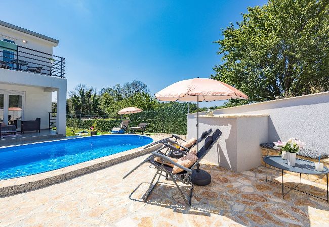 Villa in Baderna - Villa Jakov with Private Pool Villa in Baderna - Villa Jakov with Private Pool