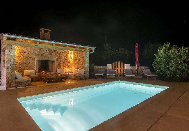 Villa in Trget - Red House - Villa with Private Wellness  Villa in Trget - Red House - Villa with Private Wellness