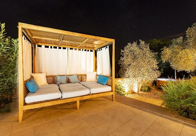 Villa in Trget - Red House - Villa with Private Wellness  Villa in Trget - Red House - Villa with Private Wellness