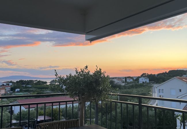 Apartment in Banjol - Sea View and Wonderful Balcony - Max 3 Apartment in Banjol - Sea View and Wonderful Balcony - Max 3