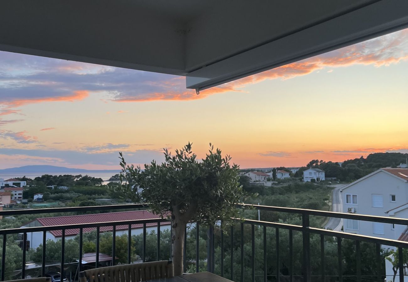 Apartment in Banjol - Sea View and Wonderful Balcony - Max 3 Apartment in Banjol - Sea View and Wonderful Balcony - Max 3