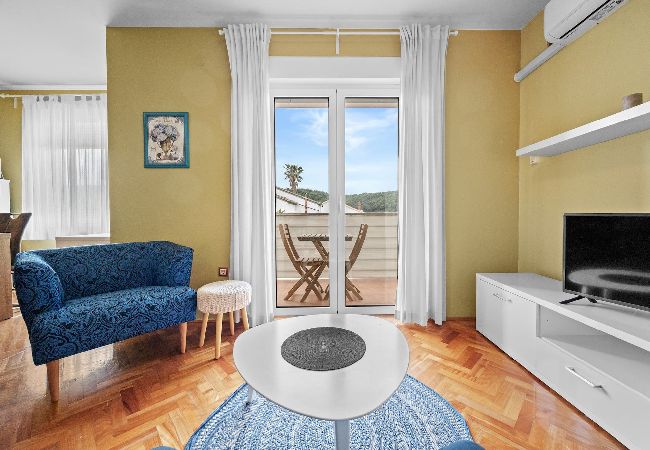 Apartment in Kampor - Seafront Apt on Sunny Rab Island - Neda Maslina  Apartment in Kampor - Seafront Apt on Sunny Rab Island - Neda Maslina