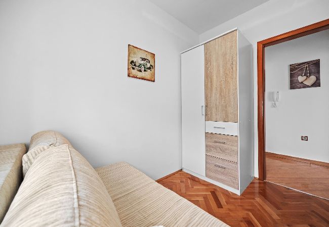 Apartment in Kampor - Seafront Apt on Sunny Rab Island - Neda Maslina  Apartment in Kampor - Seafront Apt on Sunny Rab Island - Neda Maslina