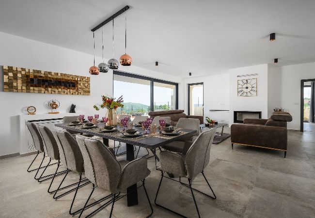 Villa in Sveti Bartul - Villa de la Vie with Heated Swimming Pool  Villa in Sveti Bartul - Villa de la Vie with Heated Swimming Pool