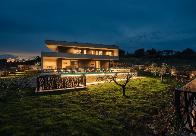 Villa in Sveti Bartul - Villa de la Vie with Heated Swimming Pool  Villa in Sveti Bartul - Villa de la Vie with Heated Swimming Pool