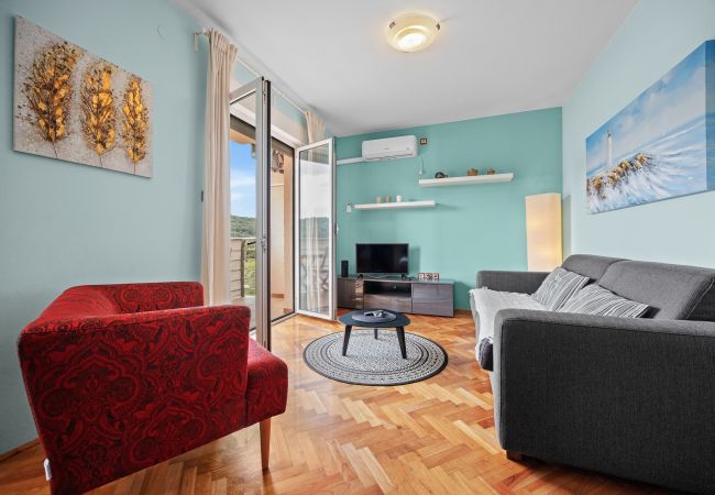 Apartment in Kampor - Seafront Apt for Family Vacation - Neda Ruzmarin Apartment in Kampor - Seafront Apt for Family Vacation - Neda Ruzmarin