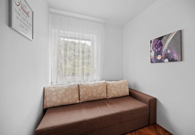Apartment in Kampor - Seafront Apt for Family Vacation - Neda Ruzmarin Apartment in Kampor - Seafront Apt for Family Vacation - Neda Ruzmarin