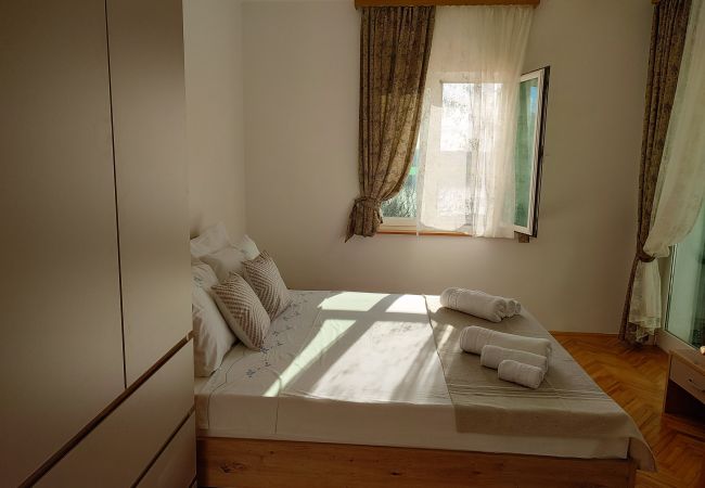 Apartment in Ražanac - Apartment Lemi - three bedroom apartment with a sea view Apartment in Ražanac - Apartment Lemi - three bedroom apartment with a sea view