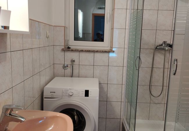 Apartment in Ražanac - Apartment Lemi - three bedroom apartment with a sea view Apartment in Ražanac - Apartment Lemi - three bedroom apartment with a sea view