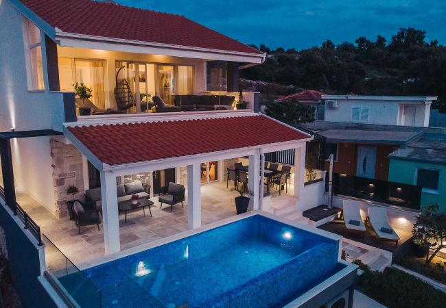Villa in Ražanj - Villa Miracle - three bedroom house with a swimming pool Villa in Ražanj - Villa Miracle - three bedroom house with a swimming pool
