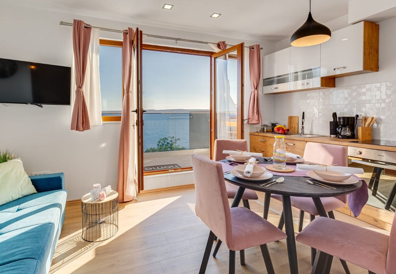 Apartment in Karlobag - Apartments Rina - one bedroom apartment with a sea view A2