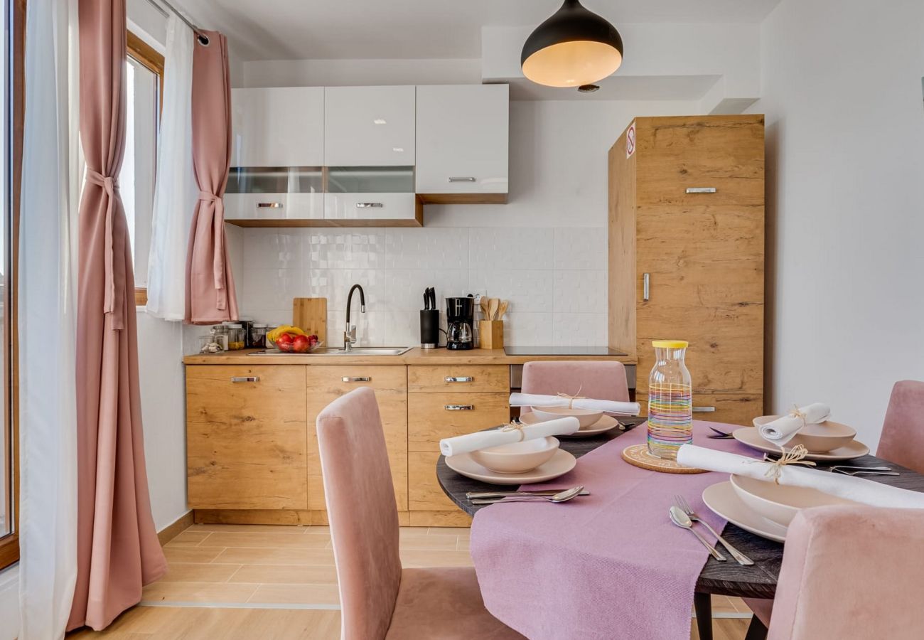 Apartment in Karlobag - Apartments Rina - one bedroom apartment with a sea view A2