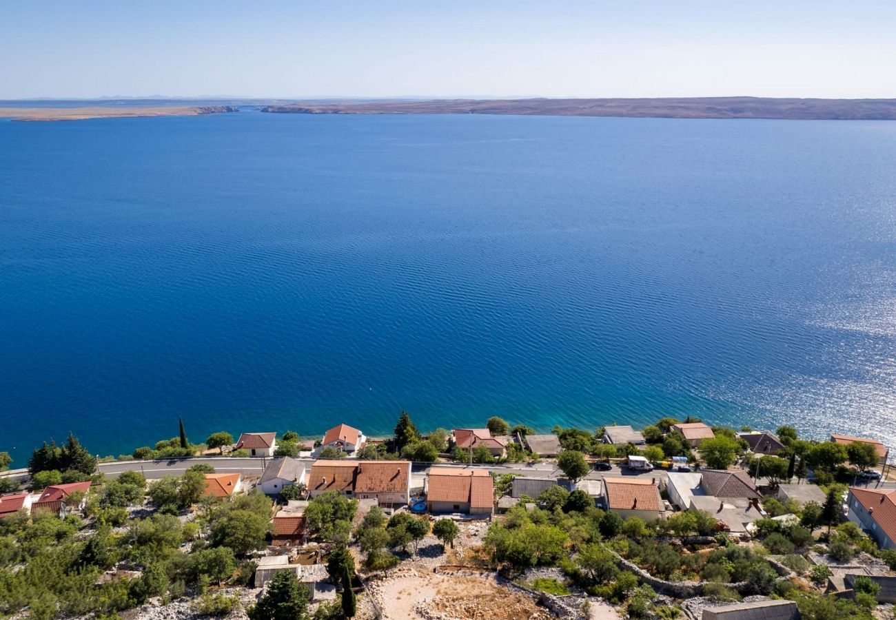 Apartment in Karlobag - Apartments Rina - one bedroom apartment with a sea view A2