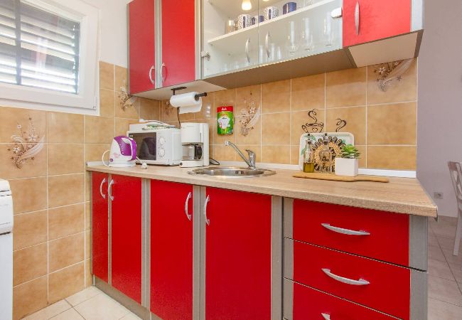 Apartment in Tribunj - Apartments Alaga - B4+2  Apartment in Tribunj - Apartments Alaga - B4+2