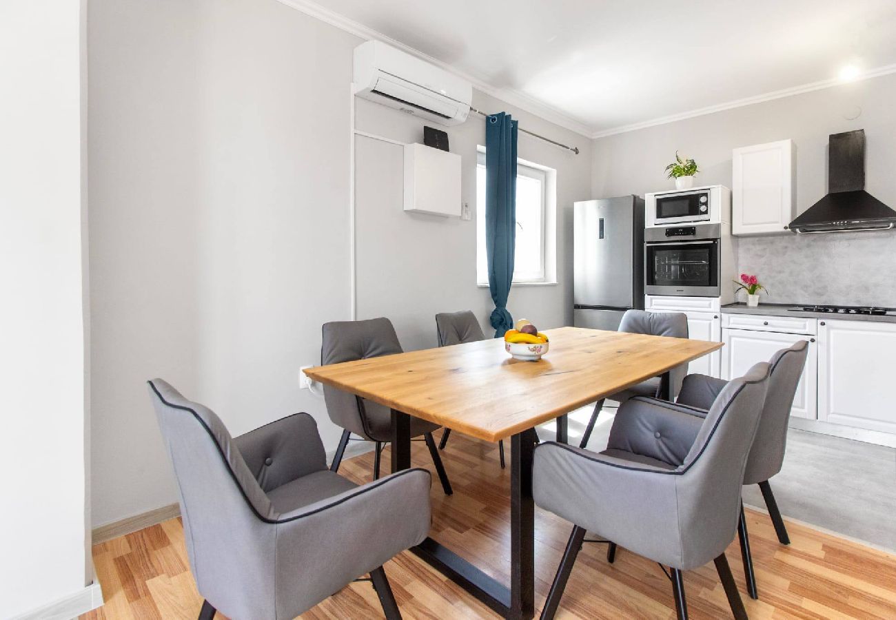 Apartment in Tribunj - Apartments Alaga - A1 