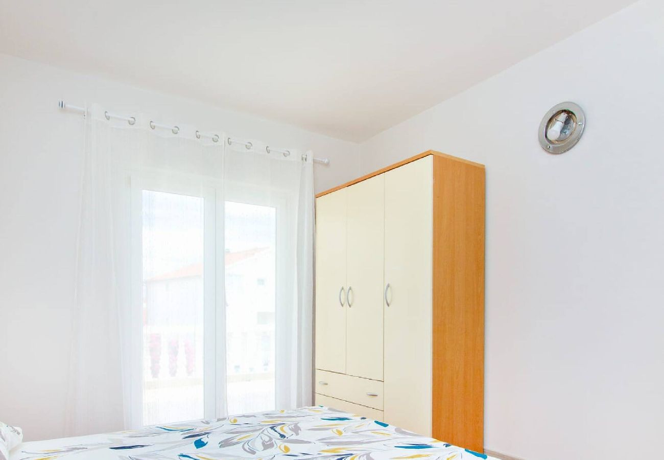 Apartment in Tribunj - Apartments Alaga - A1 