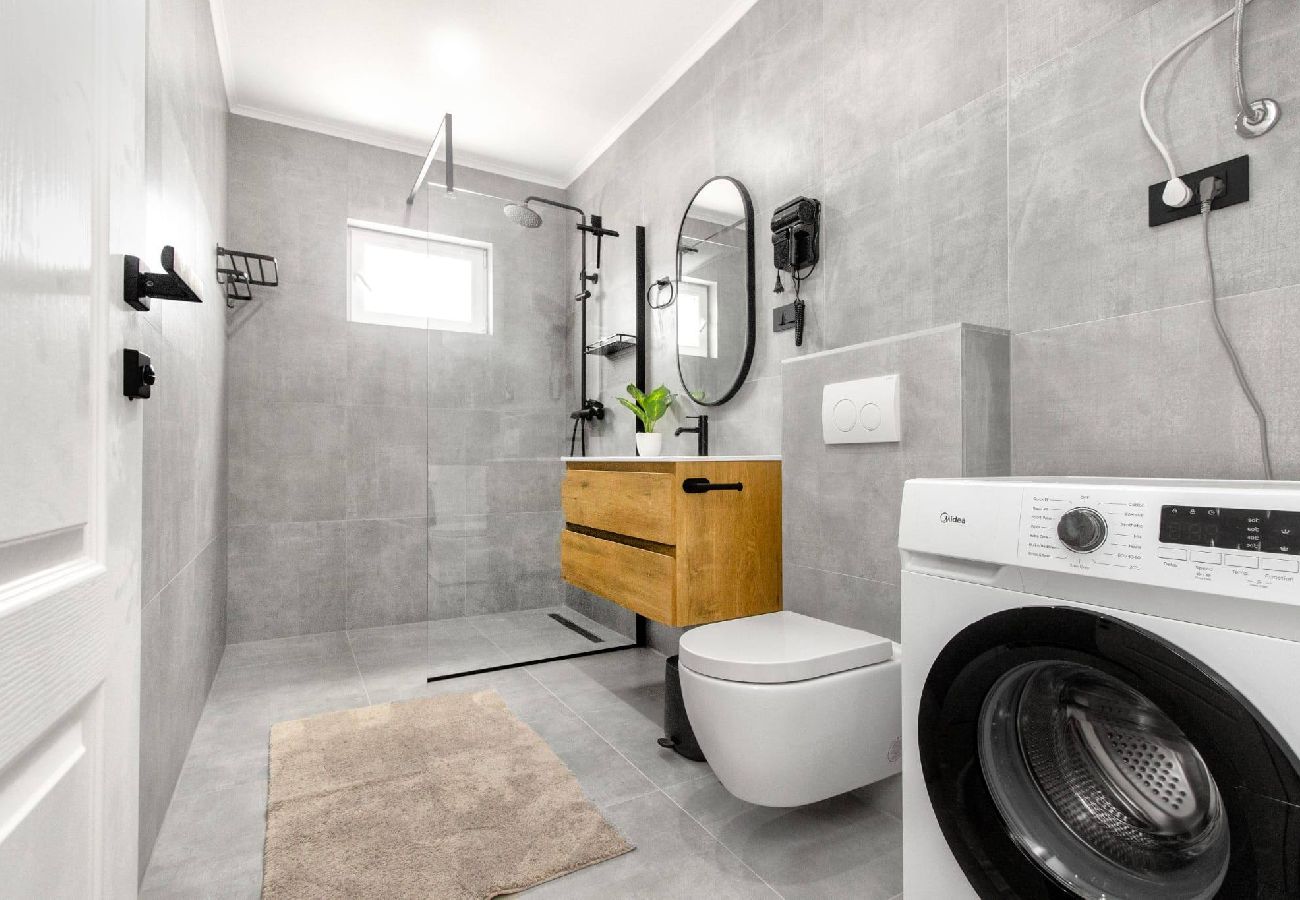 Apartment in Tribunj - Apartments Alaga - A1 