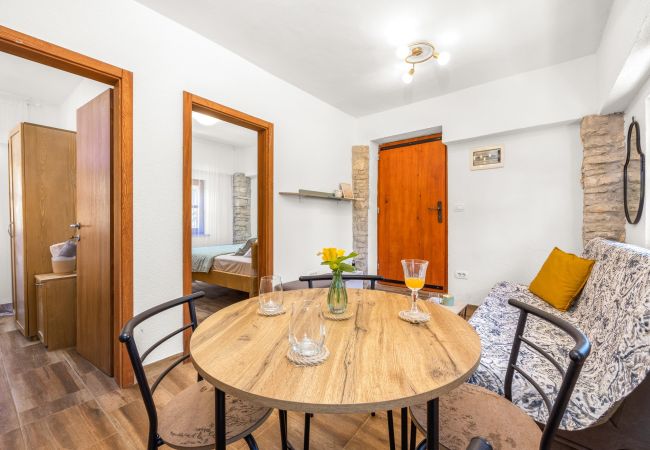 Apartment in Rovinjsko Selo - Apartment Mediteranneo - Two Bedroom Apartment Apartment in Rovinjsko Selo - Apartment Mediteranneo - Two Bedroom Apartment