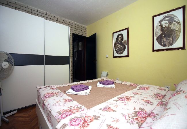 House in Tisno - Holiday Home Serov - four bedroom house House in Tisno - Holiday Home Serov - four bedroom house