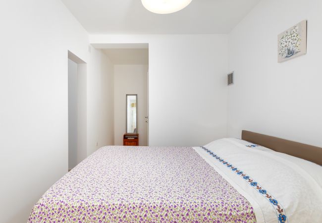 Apartment in Pula - Cozy Apartment Desiree - Couple Getaway Apartment in Pula - Cozy Apartment Desiree - Couple Getaway