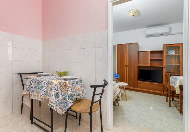 Apartment in Pula - Cozy Apartment Desiree - Couple Getaway Apartment in Pula - Cozy Apartment Desiree - Couple Getaway