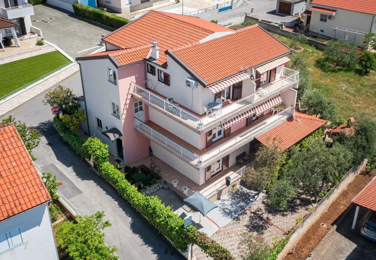 Apartment in Šibenik-Brodarica - Apartments Maretic Brodarica A2