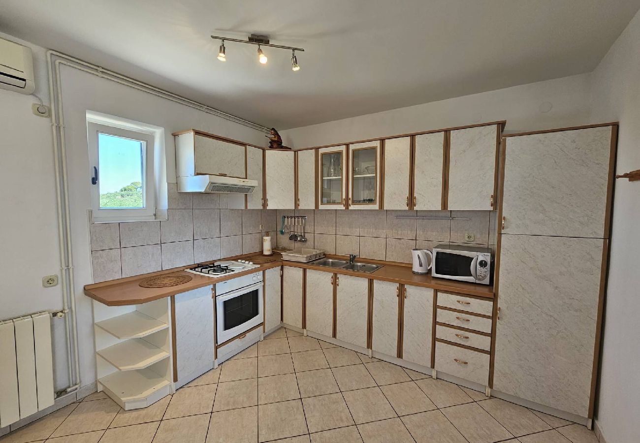 Apartment in Murter - Apartment Mario Murter