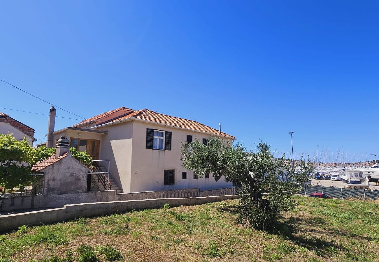 Apartment in Murter - Apartment Mario Murter