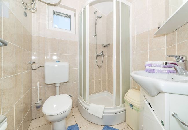 Apartment in Vodice - Apartments Nikol - two bedroom apartment with a sea view A6 Apartment in Vodice - Apartments Nikol - two bedroom apartment with a sea view A6