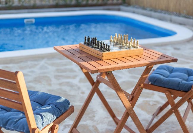 Apartment in Vodice - Apartments Nikol - two bedroom apartment with a sea view A6 Apartment in Vodice - Apartments Nikol - two bedroom apartment with a sea view A6