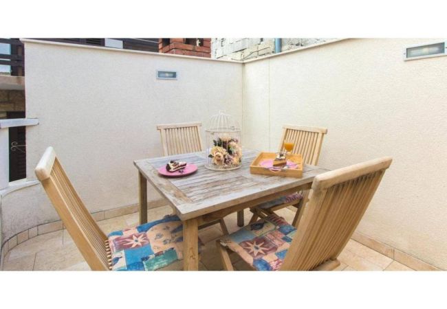 Apartment in Primošten - Stone Apartment Primosten Apartment in Primošten - Stone Apartment Primosten