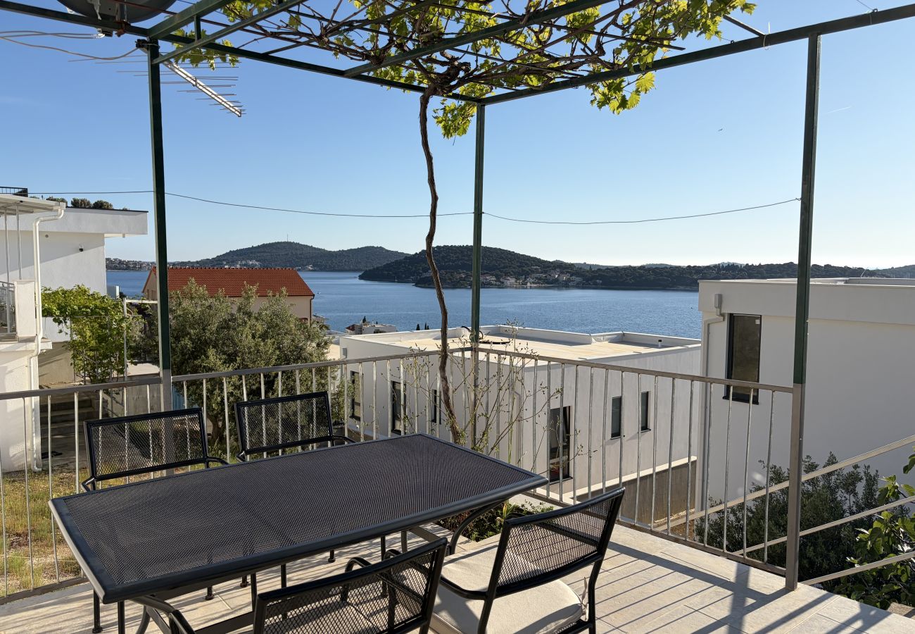 Apartment in Rogoznica - Apartments Sun Rogoznica - sea view A1