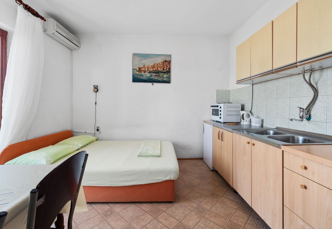 Apartment in Šibenik-Brodarica - Apartments Bruna -sea view A1