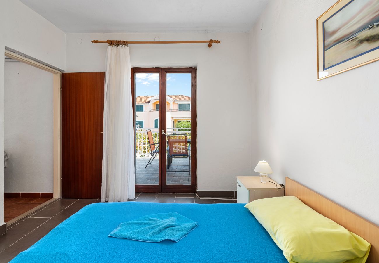 Apartment in Šibenik-Brodarica - Apartments Bruna - blue A2