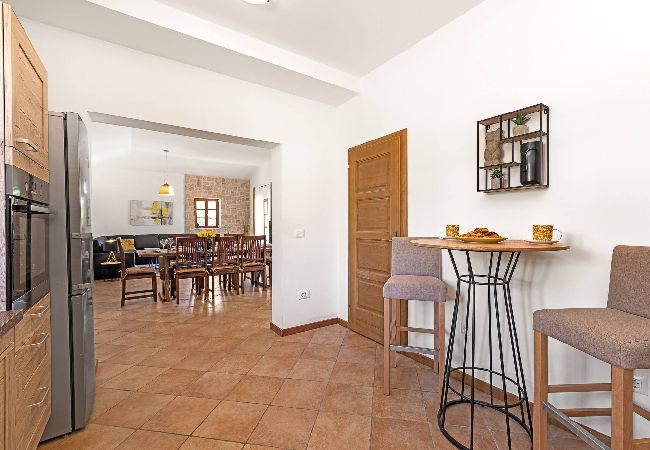 Villa in Ugljan - Villa Muline - four bedroom house with a swimming pool Villa in Ugljan - Villa Muline - four bedroom house with a swimming pool